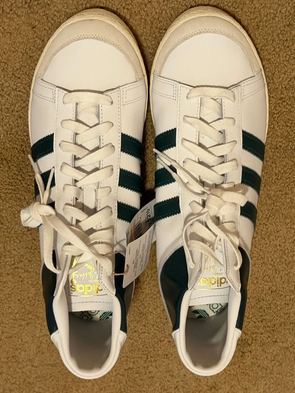 New w/tag Adidas White Sneakers with Dark Green Stripes- Jabbar Hi